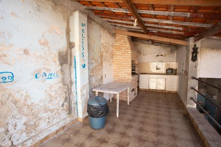 Casa à venda com 505m², 2 quartos e 2 vagas Casa à venda com 505m², 2 quartos e 2 vagasÁrea Externa