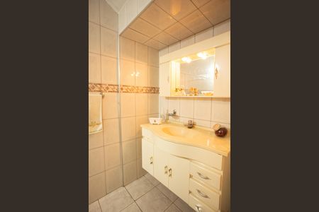 Casa à venda com 505m², 2 quartos e 2 vagas Casa à venda com 505m², 2 quartos e 2 vagasBanheiro da Suíte