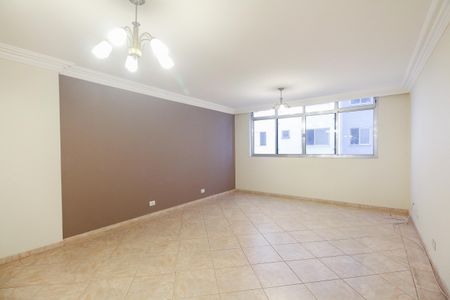 Apartamento à venda com 120m², 3 quartos e 1 vagaSala