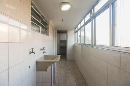 Apartamento à venda com 120m², 3 quartos e 1 vagaÁrea de Serviço