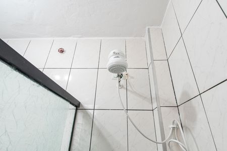 Casa à venda com 40m², 1 quarto e sem vaga Casa à venda com 40m², 1 quarto e sem vagaBanheiro