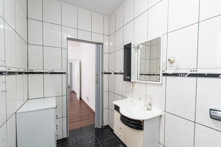Casa à venda com 40m², 1 quarto e sem vaga Casa à venda com 40m², 1 quarto e sem vagaBanheiro