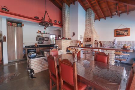 Casa de condomínio à venda com 300m², 4 quartos e 6 vagas Casa de condomínio à venda com 300m², 4 quartos e 6 vagasCozinha