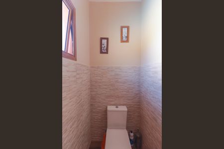 Casa de condomínio à venda com 300m², 4 quartos e 6 vagas Casa de condomínio à venda com 300m², 4 quartos e 6 vagasLavabo