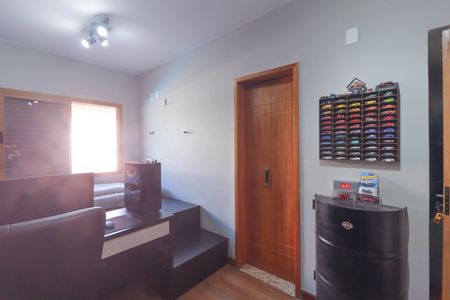 Casa de condomínio à venda com 300m², 4 quartos e 6 vagas Casa de condomínio à venda com 300m², 4 quartos e 6 vagasSuíte 2