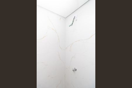 Apartamento à venda com 60m², 2 quartos e sem vaga Apartamento à venda com 60m², 2 quartos e sem vagaBanheiro da Suíte