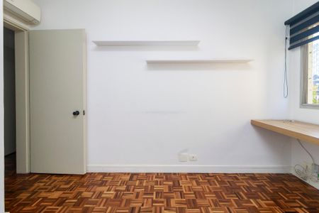 Apartamento à venda com 117m², 3 quartos e 1 vagaQuarto 