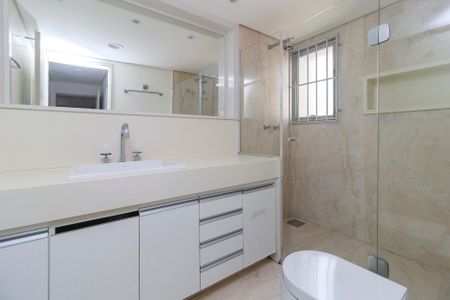 Apartamento à venda com 117m², 3 quartos e 1 vagaBanheiro da Suíte