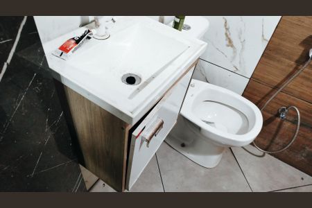 Casa à venda com 175m², 3 quartos e 3 vagasBanheiro 3