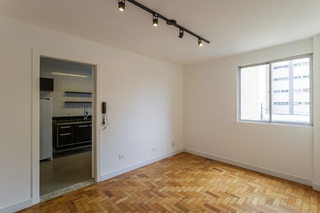 Sala de apartamento à venda com 2 quartos, 60m² em Vila Olímpia, São Paulo