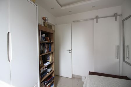 Apartamento à venda com 84m², 3 quartos e 2 vagasQuarto 2