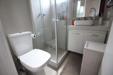 Apartamento à venda com 84m², 3 quartos e 2 vagasBanheiro da Suíte