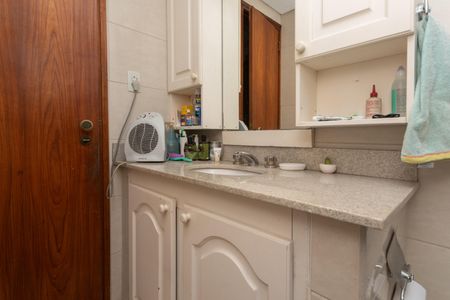 Apartamento à venda com 212m², 4 quartos e 3 vagasBanheiro Social