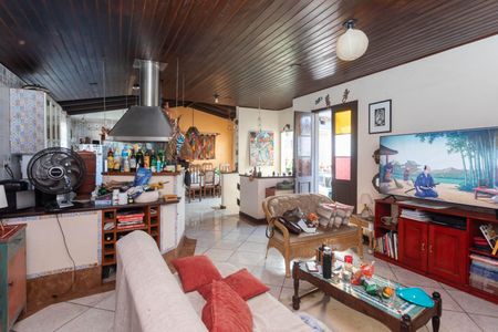 Apartamento à venda com 212m², 4 quartos e 3 vagasCobertura