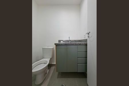 Apartamento para alugar com 26m², 1 quarto e sem vaga Apartamento para alugar com 26m², 1 quarto e sem vagaBanheiro da Suíte