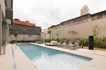 Apartamento para alugar com 26m², 1 quarto e sem vaga Apartamento para alugar com 26m², 1 quarto e sem vagaÁrea comum - Piscina
