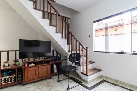 Casa para alugar com 191m², 3 quartos e 2 vagasSala de TV