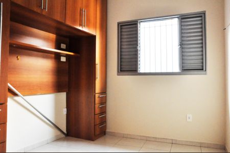 Casa para alugar com 86m², 3 quartos e 1 vagaQuarto 01