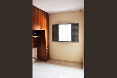 Casa para alugar com 86m², 3 quartos e 1 vagaQuarto 01