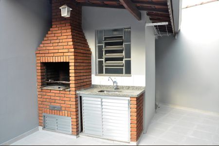 Casa para alugar com 86m², 3 quartos e 1 vagaQuintal com Churrasqueira