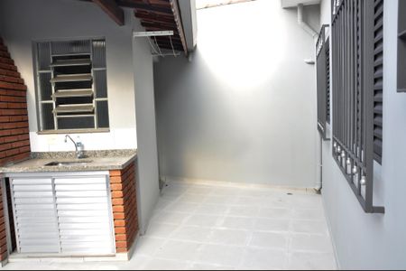 Casa para alugar com 86m², 3 quartos e 1 vagaQuintal com Churrasqueira