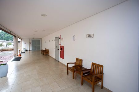 Apartamento para alugar com 44m², 2 quartos e 1 vagaHall social