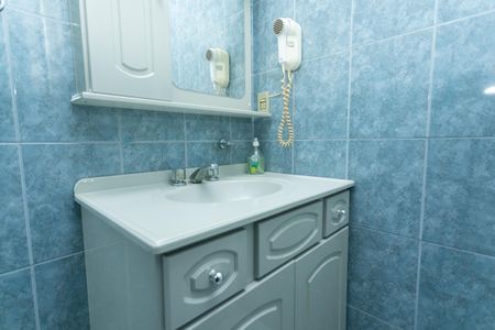 Apartamento à venda com 79m², 2 quartos e sem vagaBanheiro