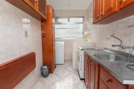 Apartamento à venda com 79m², 2 quartos e sem vagaCozinha