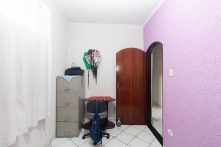 Casa à venda com 210m², 3 quartos e 2 vagasQuarto 2