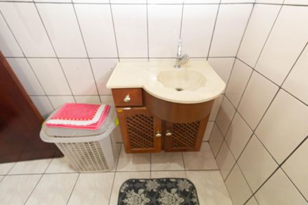 Casa à venda com 210m², 3 quartos e 2 vagasBanheiro Social