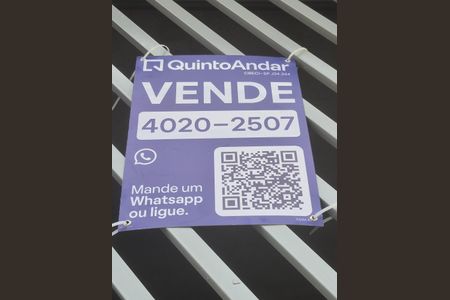Casa à venda com 210m², 3 quartos e 2 vagasPlaca