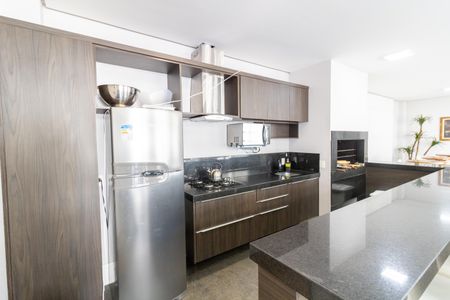 Casa de condomínio à venda com 192m², 4 quartos e 2 vagas Casa de condomínio à venda com 192m², 4 quartos e 2 vagasÁrea comum - Salão de festas