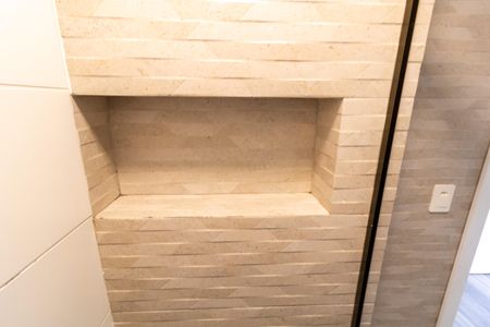 Casa de condomínio à venda com 192m², 4 quartos e 2 vagas Casa de condomínio à venda com 192m², 4 quartos e 2 vagasBanheiro Social