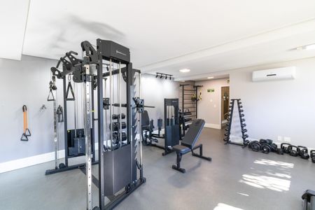 Casa de condomínio à venda com 192m², 4 quartos e 2 vagas Casa de condomínio à venda com 192m², 4 quartos e 2 vagasÁrea comum - Academia