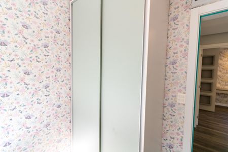 Casa de condomínio à venda com 192m², 4 quartos e 2 vagas Casa de condomínio à venda com 192m², 4 quartos e 2 vagasQuarto 2