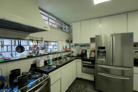 Casa à venda com 260m², 3 quartos e 3 vagasCozinha