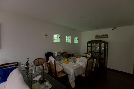 Casa à venda com 260m², 3 quartos e 3 vagasSala de jantar