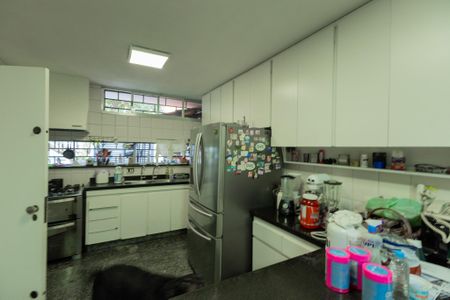 Casa à venda com 260m², 3 quartos e 3 vagasCozinha