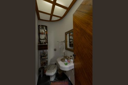 Casa à venda com 260m², 3 quartos e 3 vagasLavabo