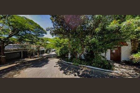 Casa à venda com 260m², 3 quartos e 3 vagasFachada