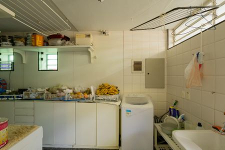 Casa à venda com 260m², 3 quartos e 3 vagasÁrea de Serviço