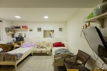 Casa à venda com 260m², 3 quartos e 3 vagasQuarto de Serviço