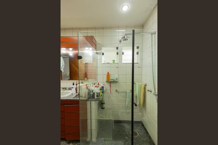 Casa à venda com 260m², 3 quartos e 3 vagasBanheiro da Suíte 