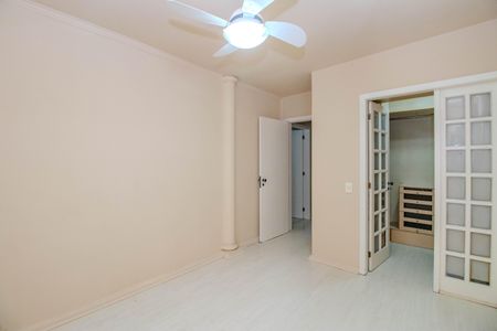 Apartamento à venda com 200m², 3 quartos e 2 vagasSuíte 3