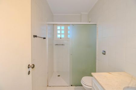 Apartamento à venda com 200m², 3 quartos e 2 vagasBanheiro Social