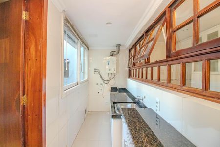 Apartamento à venda com 200m², 3 quartos e 2 vagasCozinha e Área de Serviço