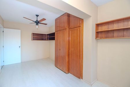 Apartamento à venda com 200m², 3 quartos e 2 vagasQuarto 1