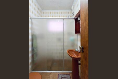 Casa à venda com 90m², 4 quartos e 2 vagasBanheiro Social