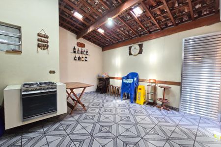 Casa à venda com 90m², 4 quartos e 2 vagasÁrea - Churrasqueira