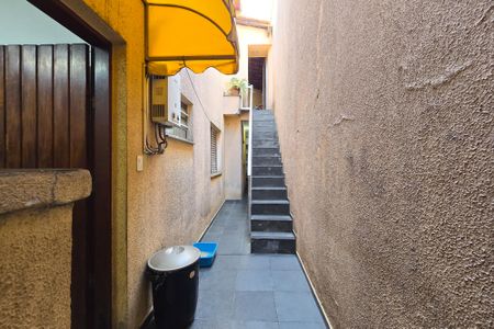 Casa à venda com 90m², 4 quartos e 2 vagasÁrea comum